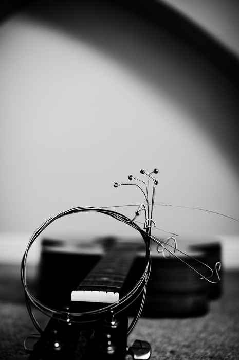 strings change